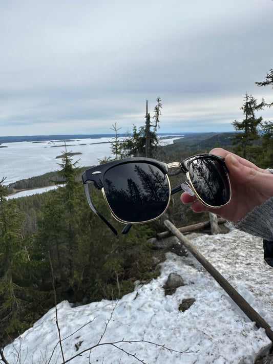 Tyylikkäät musta/kulta Aurinkolasit